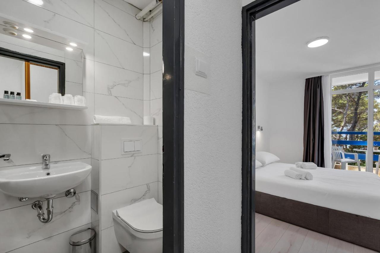 Hotel Alem Baška Voda المظهر الخارجي الصورة