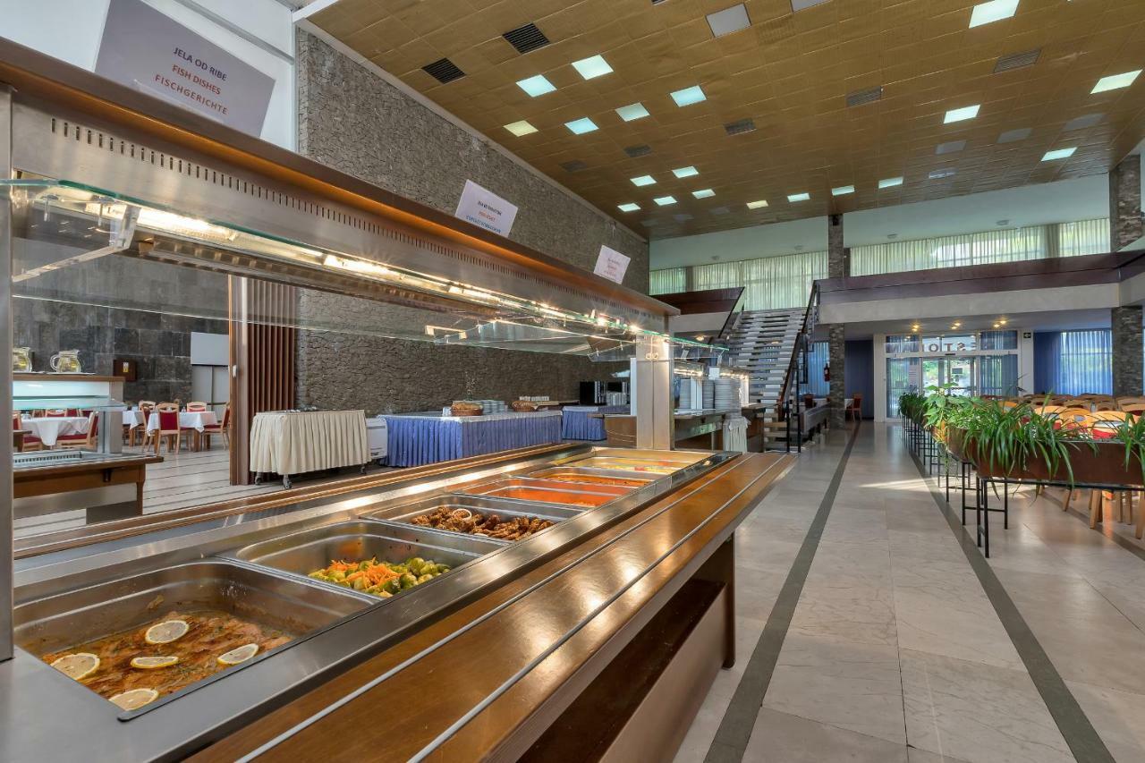 Hotel Alem Baška Voda المظهر الخارجي الصورة